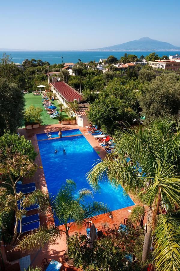 Sorrento Comfort Rooms Con Piscina Exteriör bild