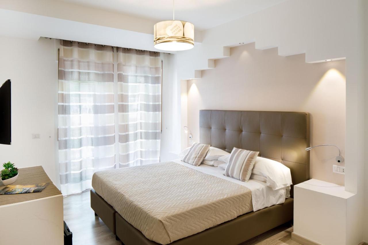 Sorrento Comfort Rooms Con Piscina Exteriör bild