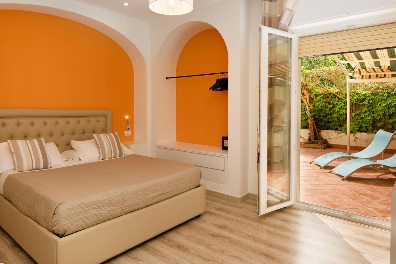 Sorrento Comfort Rooms Con Piscina Exteriör bild